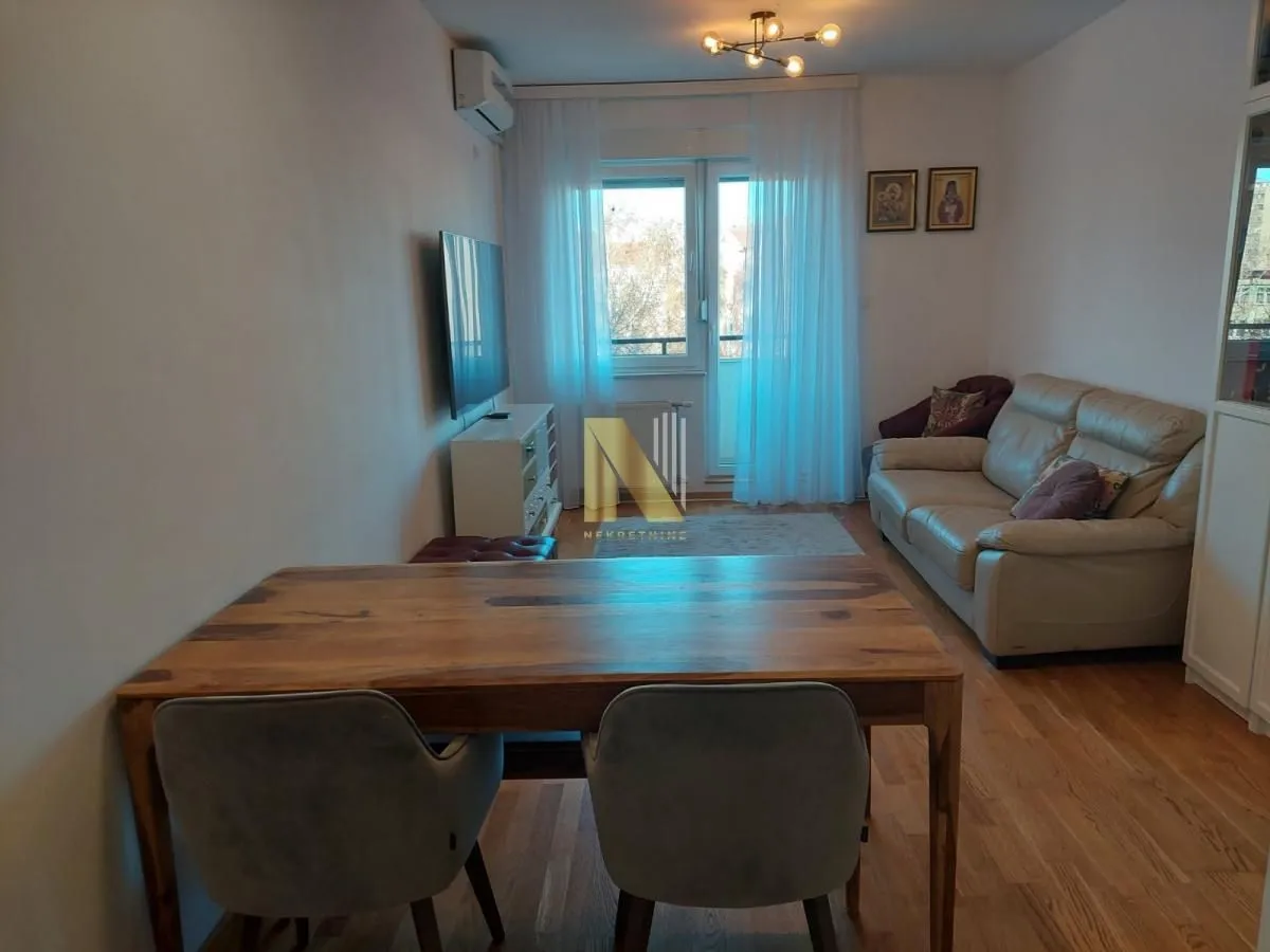 Prodaja, dvosoban stan, 56m², Rotkvarija, Novi Sad Sve Podlokacije