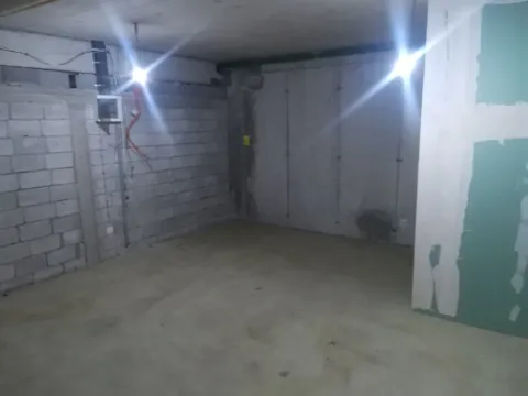 Izdavanje, poslovni prostor, 92m², City Kvart, Podgorica - image 4