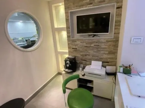 Prodaja, poslovni prostor, 70m², Čubura, Beograd - image 4