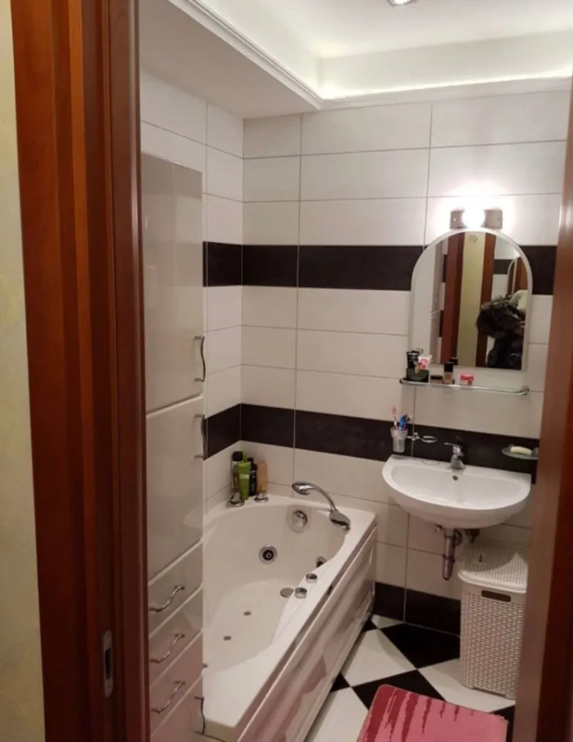 Izdavanje, jednosoban stan, 45m², Centar, Podgorica