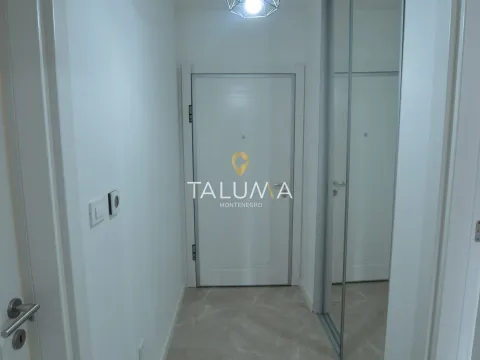 Izdavanje, jednosoban stan, 48m², Tološi, Podgorica - image 8