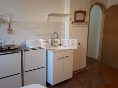 Rent, two bedroom apartment, 36m², Stari Grad, Beograd - image 3