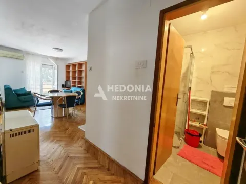 Rent, two bedroom apartment, 55m², Čukarica, Beograd - image 4