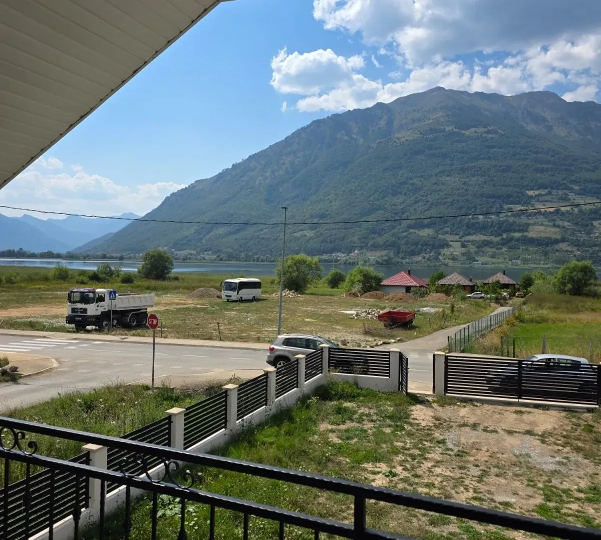 Prodaja, kuća, 140m², Centar, Plav