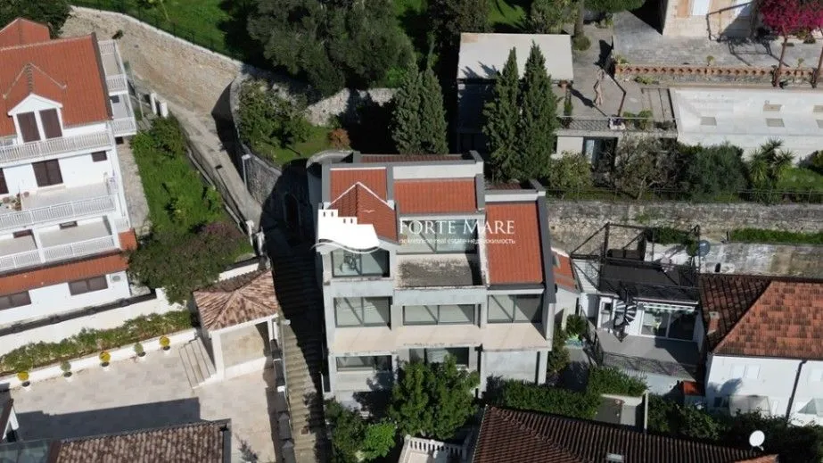 Prodaja, kuća, 264m², Herceg Novi, Crna Gora
