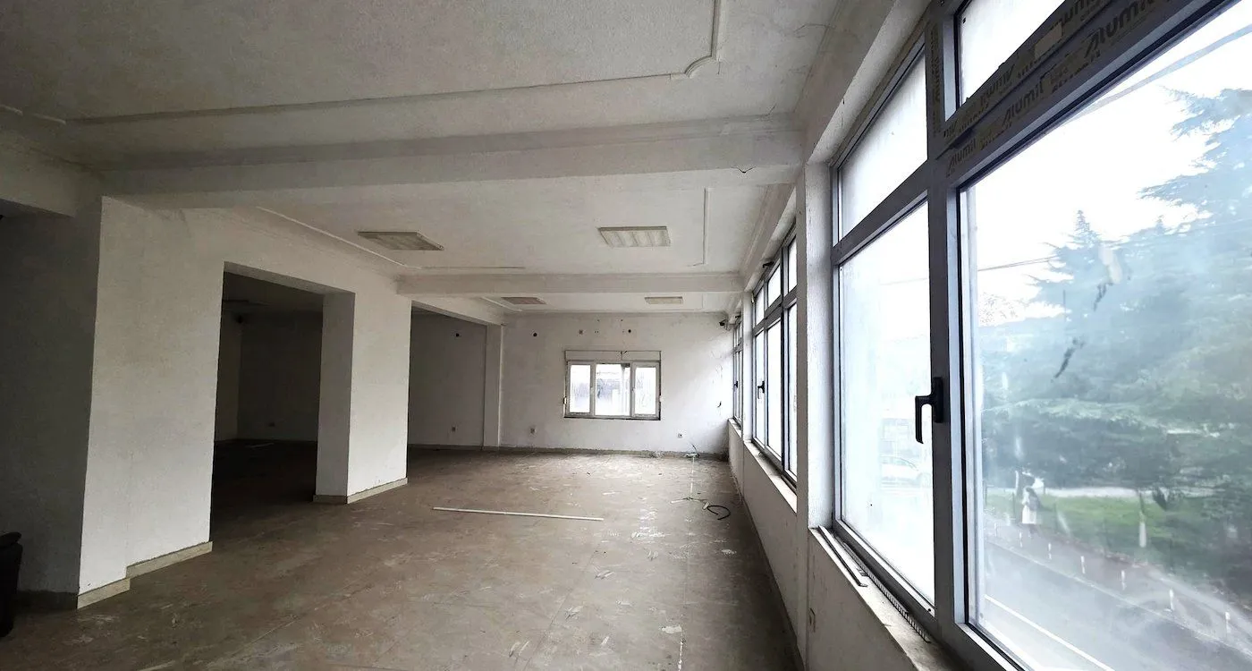 Rent, office space, 120m², Zagorič, Podgorica