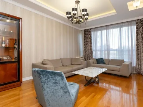 Izdavanje, trosoban stan, 110m², Preko Morače, Podgorica - image 16