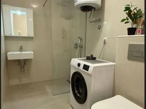 Rent, one bedroom apartment, 40m², Centar, Budva - image 2