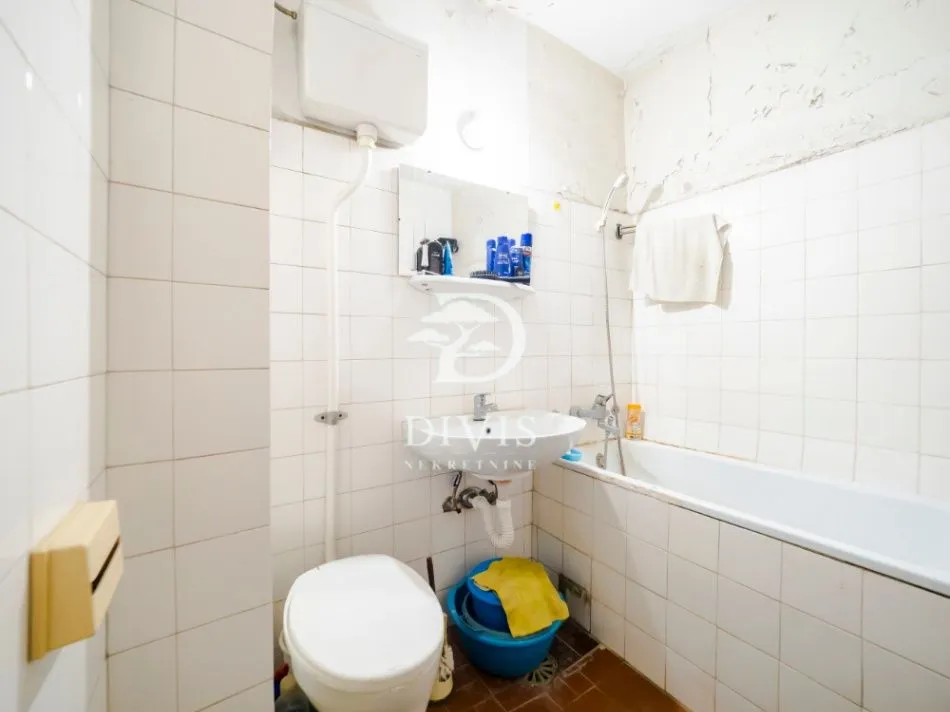 Sale, three bedroom apartment, 92m², Brace Jerković, Voždovac Sve Podlokacije