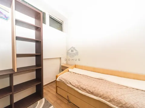 Izdavanje, jednosoban stan, 40m², Krivi Most, Podgorica - image 6