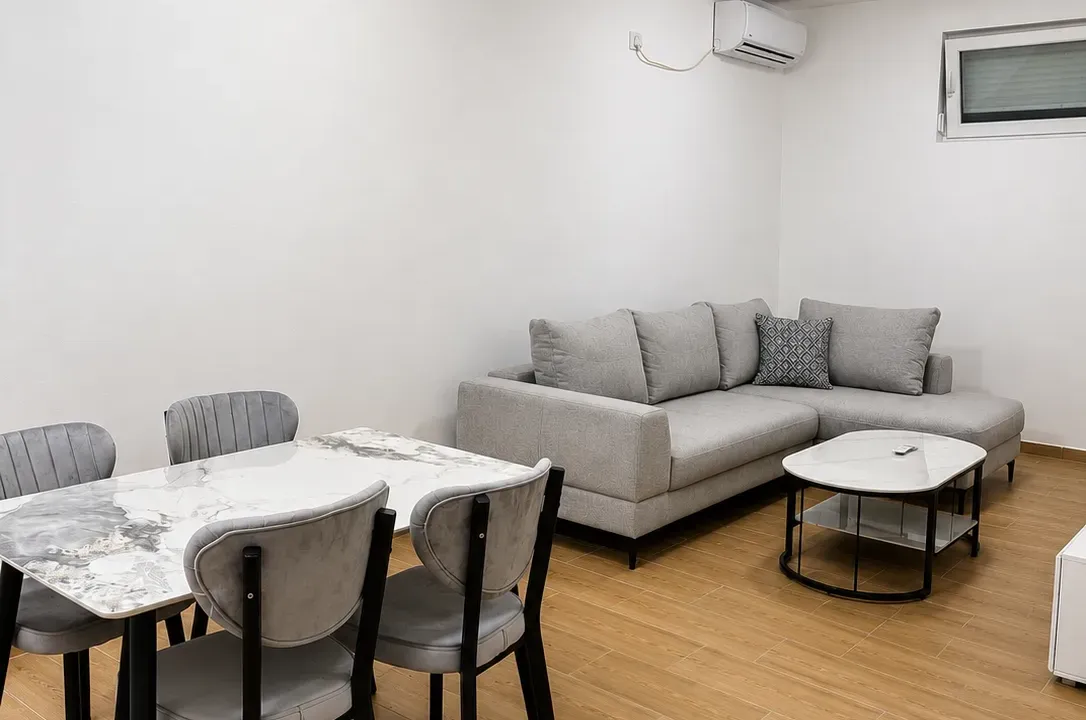 Izdavanje, jednosoban stan, 49m², City Kvart, Podgorica