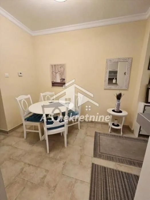 Rent, two bedroom apartment, 50m², Stari Grad, Beograd