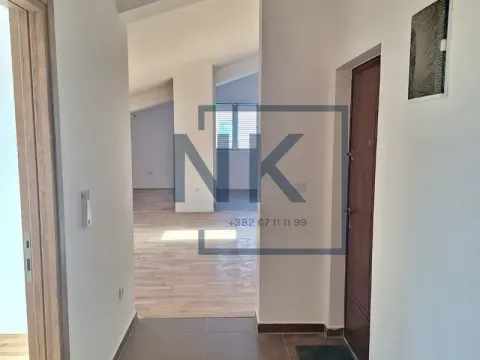 Prodaja, dvosoban stan, 74m², Stari Aerodrom, Podgorica - image 5