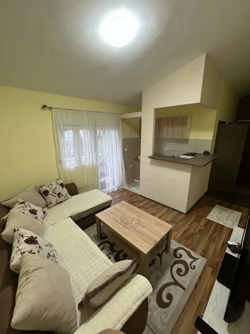 Rent, one bedroom apartment, 37m², Drač, Podgorica