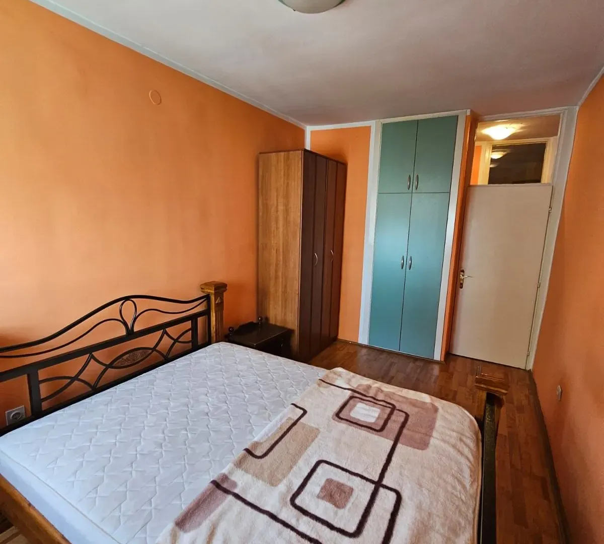 Prodaja, jednosoban stan, 48m², Gintaš, Podgorica