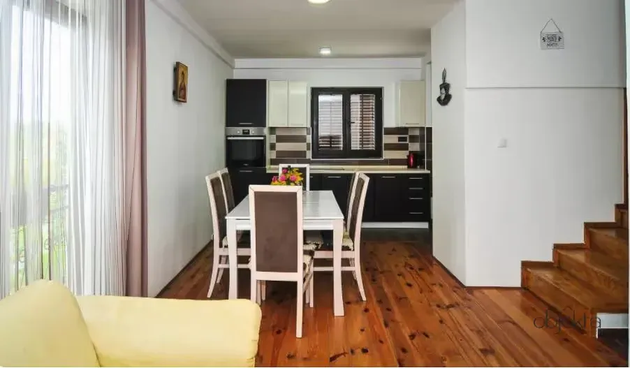 Prodaja, kuća, 525m², Tivat, Crna Gora