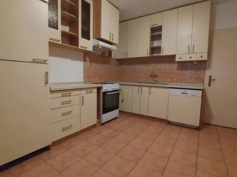 Rent, two bedroom apartment, 92m², Dalmatinska ulica, Podgorica - image 4