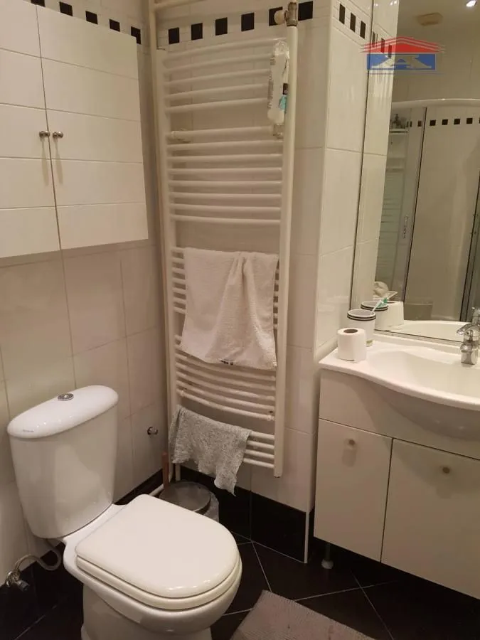 Izdavanje, dvosoban stan, 69m², Spens, Novi Sad Sve Podlokacije
