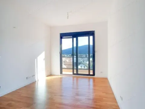 Prodaja, dvosoban stan, 61m², Polje, Bar - image 4