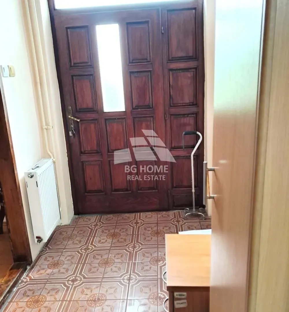 Prodaja, kuća, 52m², Uciteljsko Naselje, Zvezdara Sve Podlokacije