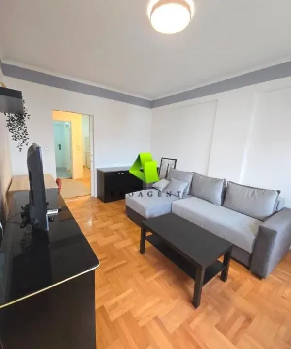 Izdavanje, jednosoban stan, 46m², Medijana, Niš