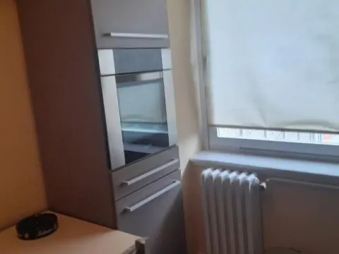 Izdavanje, četvorosoban stan, 86m², Novo naselje, Novi Sad - image 7