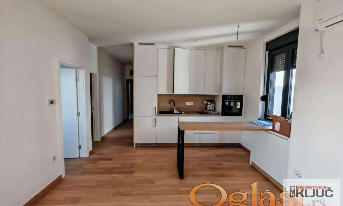 Izdavanje, dvosoban stan, 50m², Sremska Kamenica, Petrovaradin