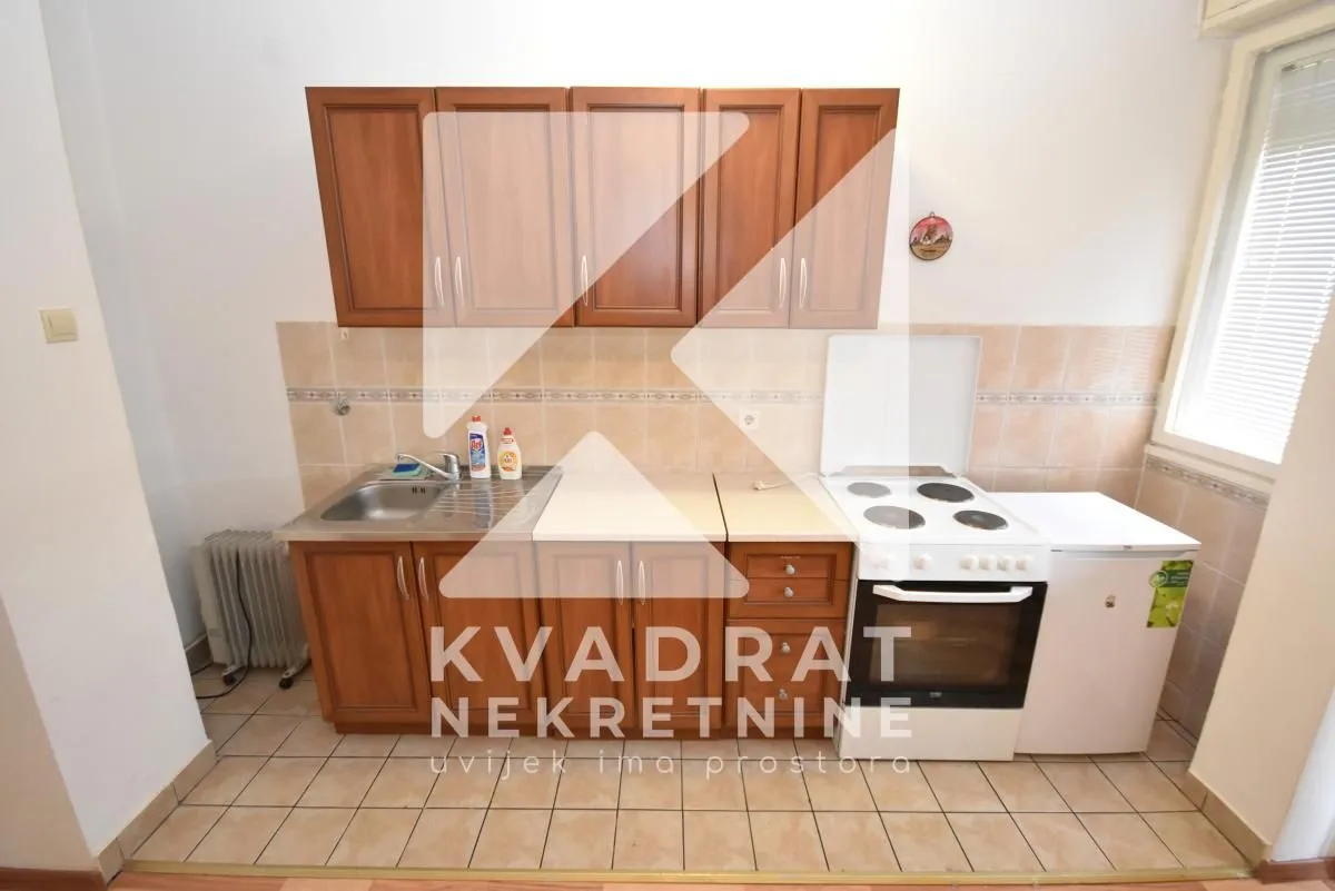 Rent, studio apartment, 31m², Pejton, Podgorica