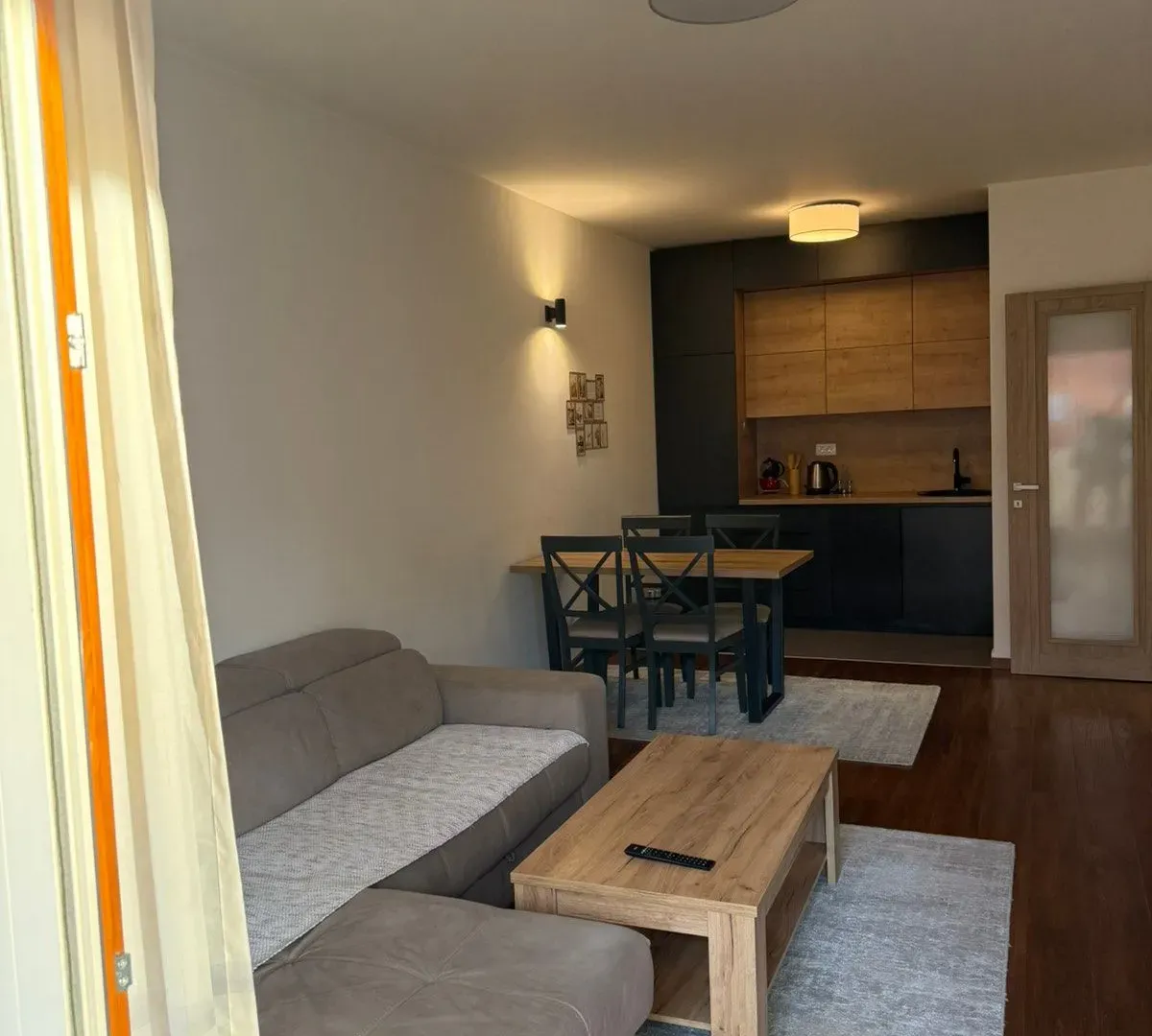 Izdavanje, jednosoban stan, 50m², Master Kvart, Podgorica