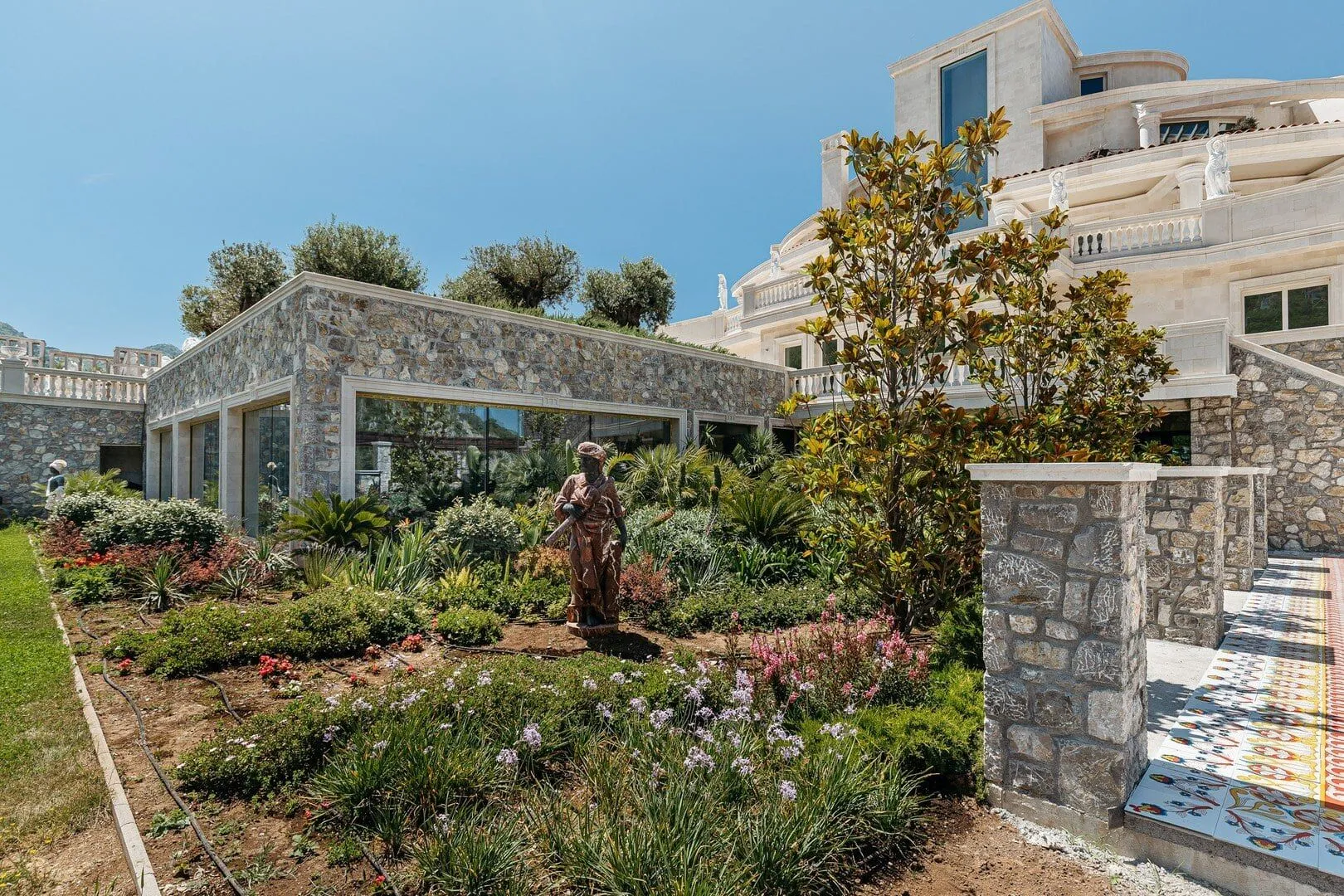 Sale, house, 1777m², Kuljače, Budva
