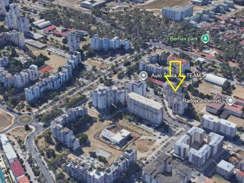 Prodaja, dvosoban stan, 87m², Blok 6, Podgorica - image 8