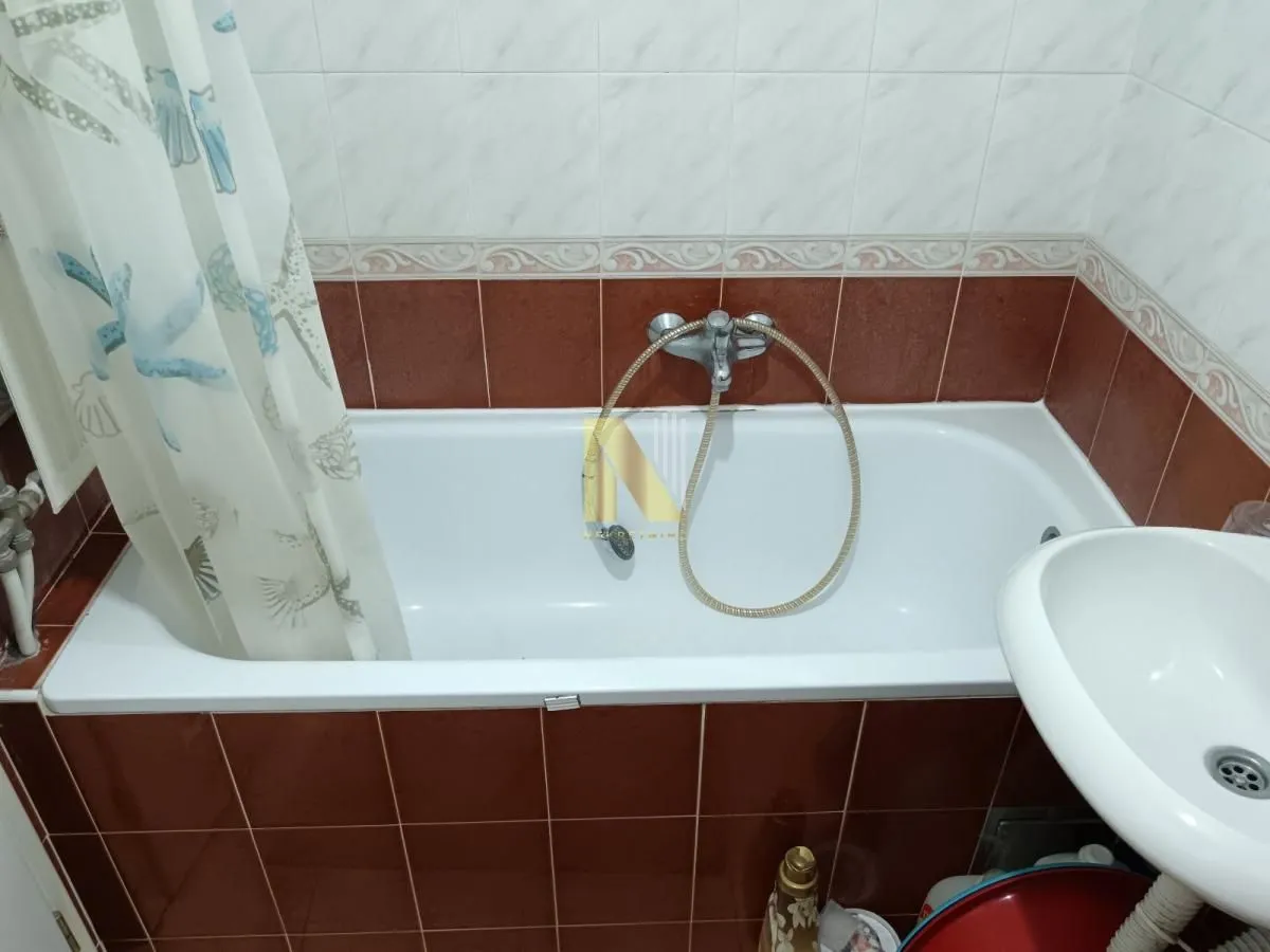 Izdavanje, trosoban stan, 58m², Bulevar Oslobodjenja, Novi Sad Sve Podlokacije