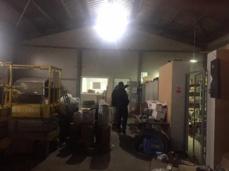 Rent, office space, 700m², Zemun Ugrinovci, Zemun Sve Podlokacije