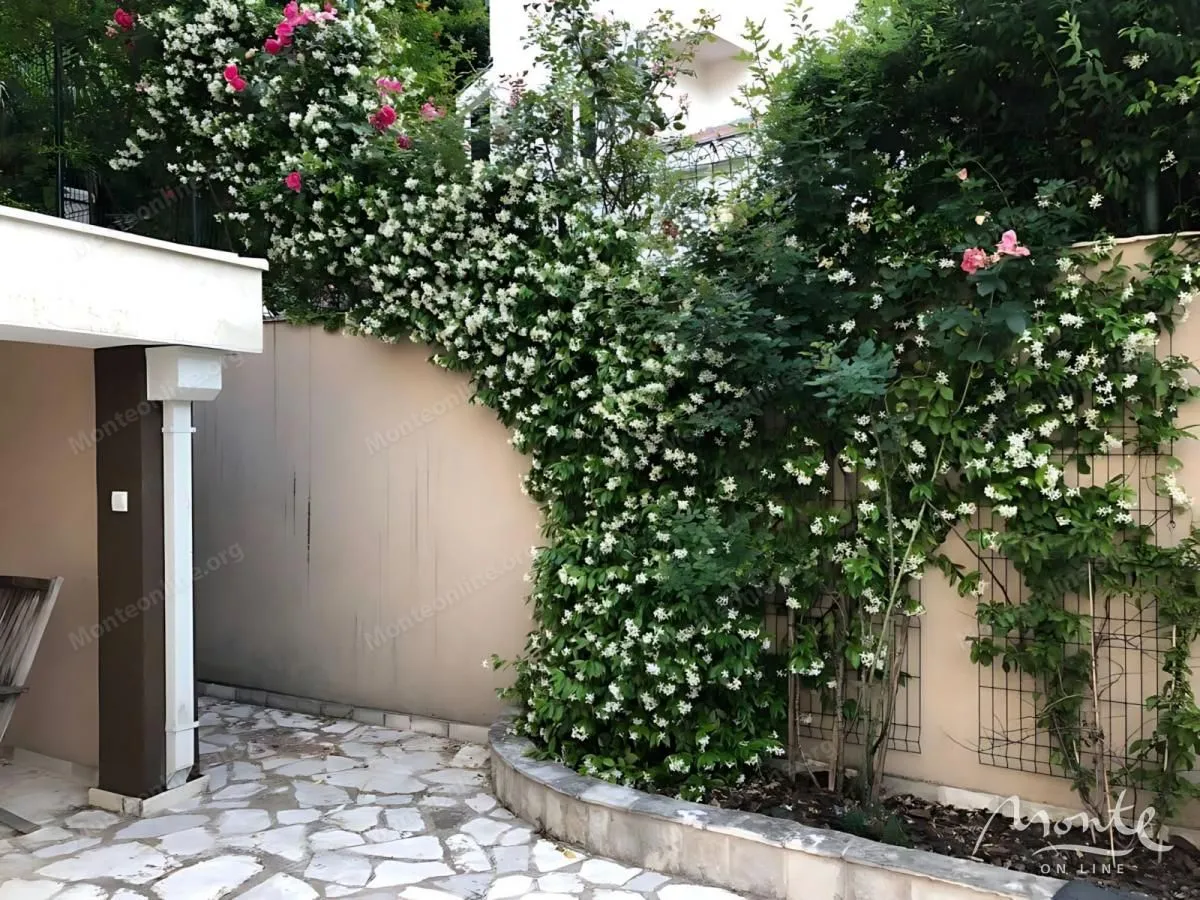 Prodaja, kuća, 390m², Stoliv, Kotor