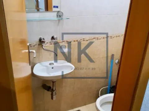 Prodaja, trosoban stan, 105m², Blok 6, Podgorica - image 9