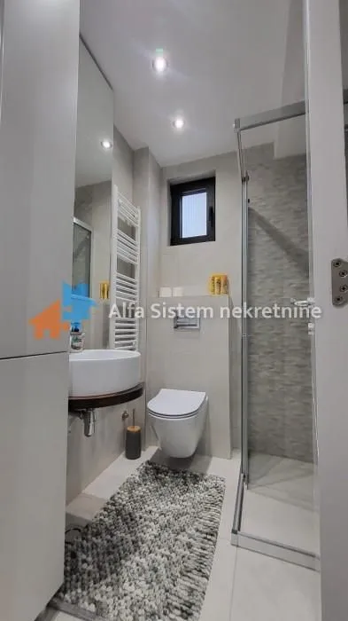 Izdavanje, dvosoban stan, 40m², Voždovac Sve Podlokacije, Beograd