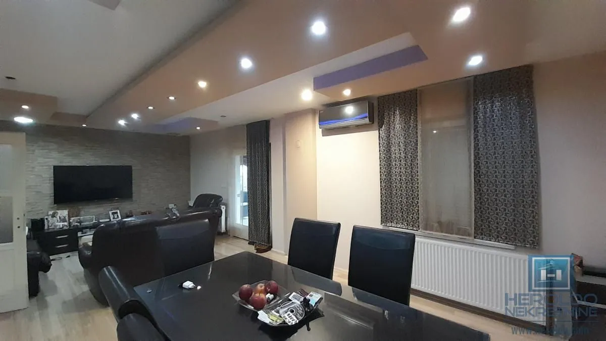 Prodaja, kuća, 150m², Trnava, Jagodina