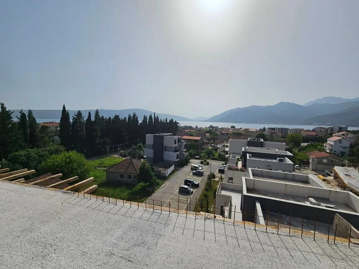 Prodaja, dvosoban stan, 52m², Seljanovo, Tivat