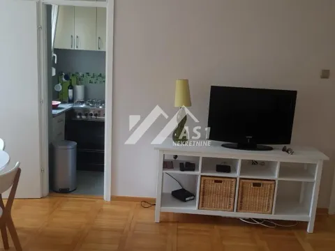 Izdavanje, dvosoban stan, 54m², Liman 4, Novi Sad Sve Podlokacije - image 2