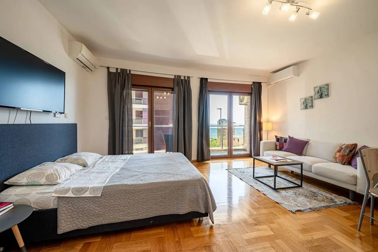 Sale, studio apartment, 45m², Bečići, Budva