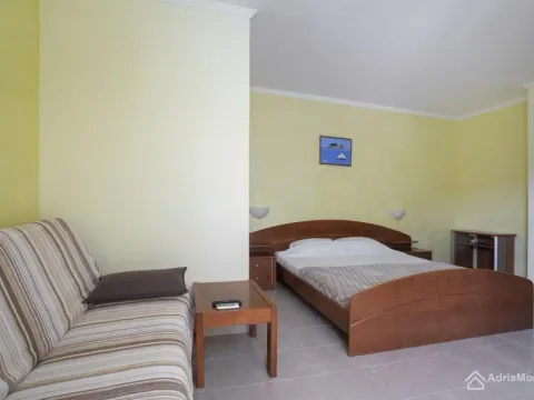 Prodaja, jednosoban stan, 33m², Petrovac, Budva - image 7