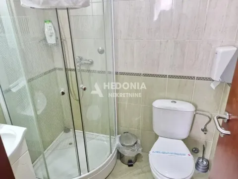 Prodaja, ugostiteljski objekat, 480m², Centar, Stara Pazova - image 7
