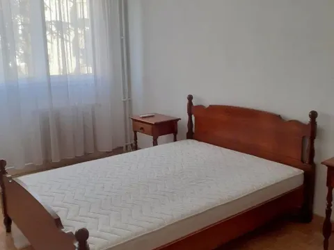 Rent, four bedroom apartment, 106m², Palilula, Niš - image 8