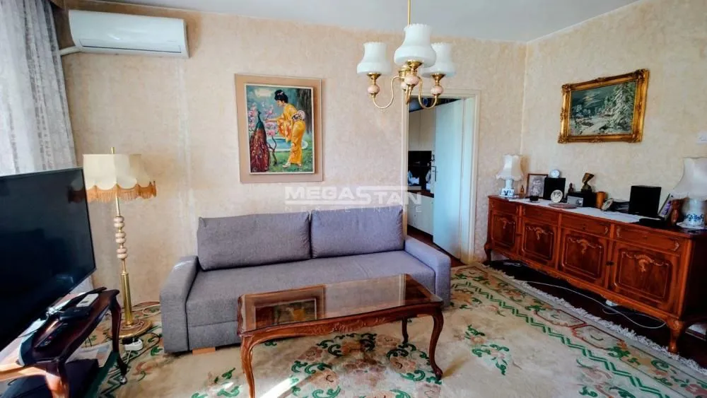 Sale, three bedroom apartment, 93m², Novi Beograd Blok 28, Novi Beograd Sve Podlokacije