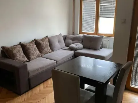 Stan in Medijana