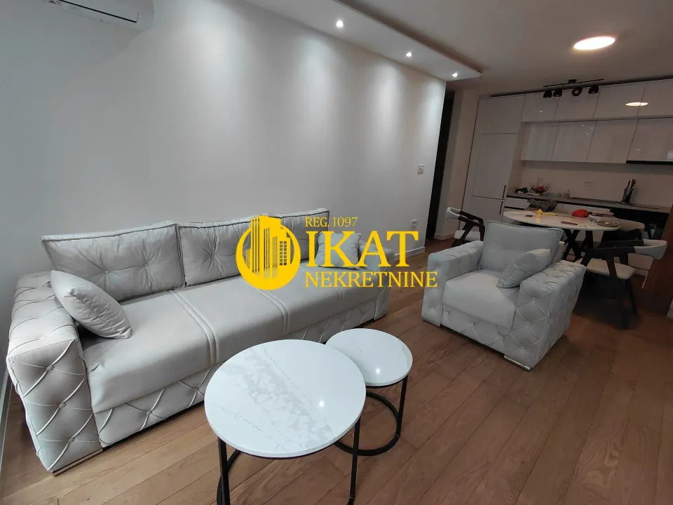 Izdavanje, dvosoban stan, 54m², Lekino Brdo, Voždovac Sve Podlokacije