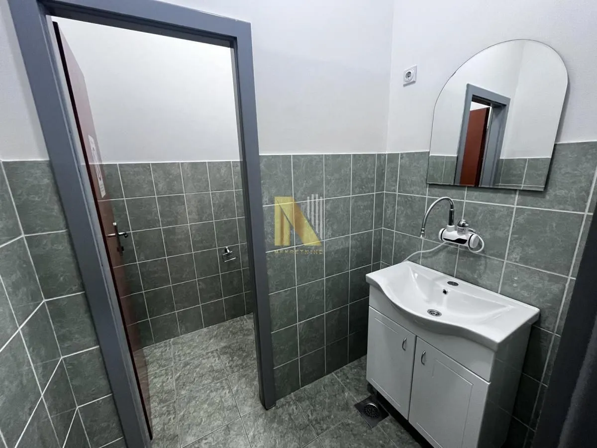 Rent, office space, 160m², Centar, Novi Sad