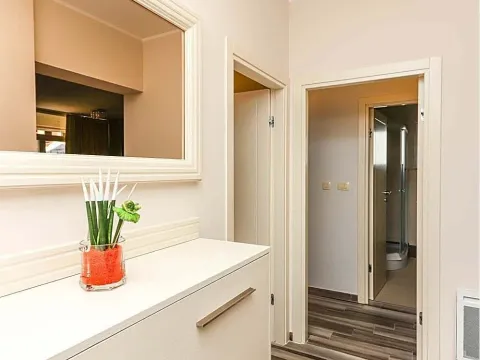 Sale, two bedroom apartment, 84m², Bečići, Budva - image 4