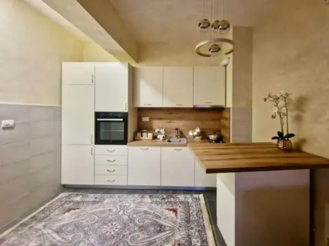 Izdavanje, dvosoban stan, 70m², Ljubović, Podgorica - image 9