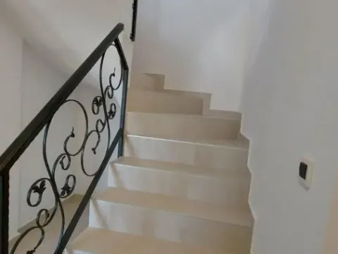 Izdavanje, četvorosoban stan, 84m², Petrovaradin, Novi Sad - image 9